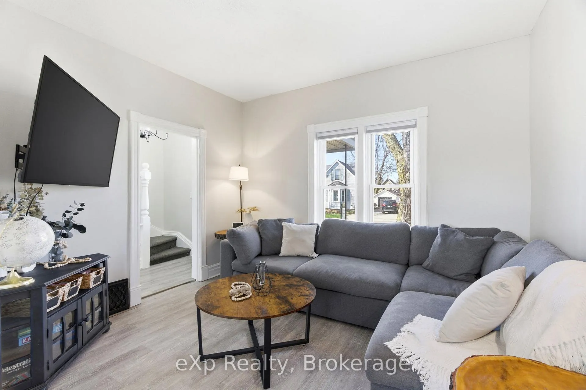 Photo 5 of 531 Brunswick Street, Stratford — HOMEH