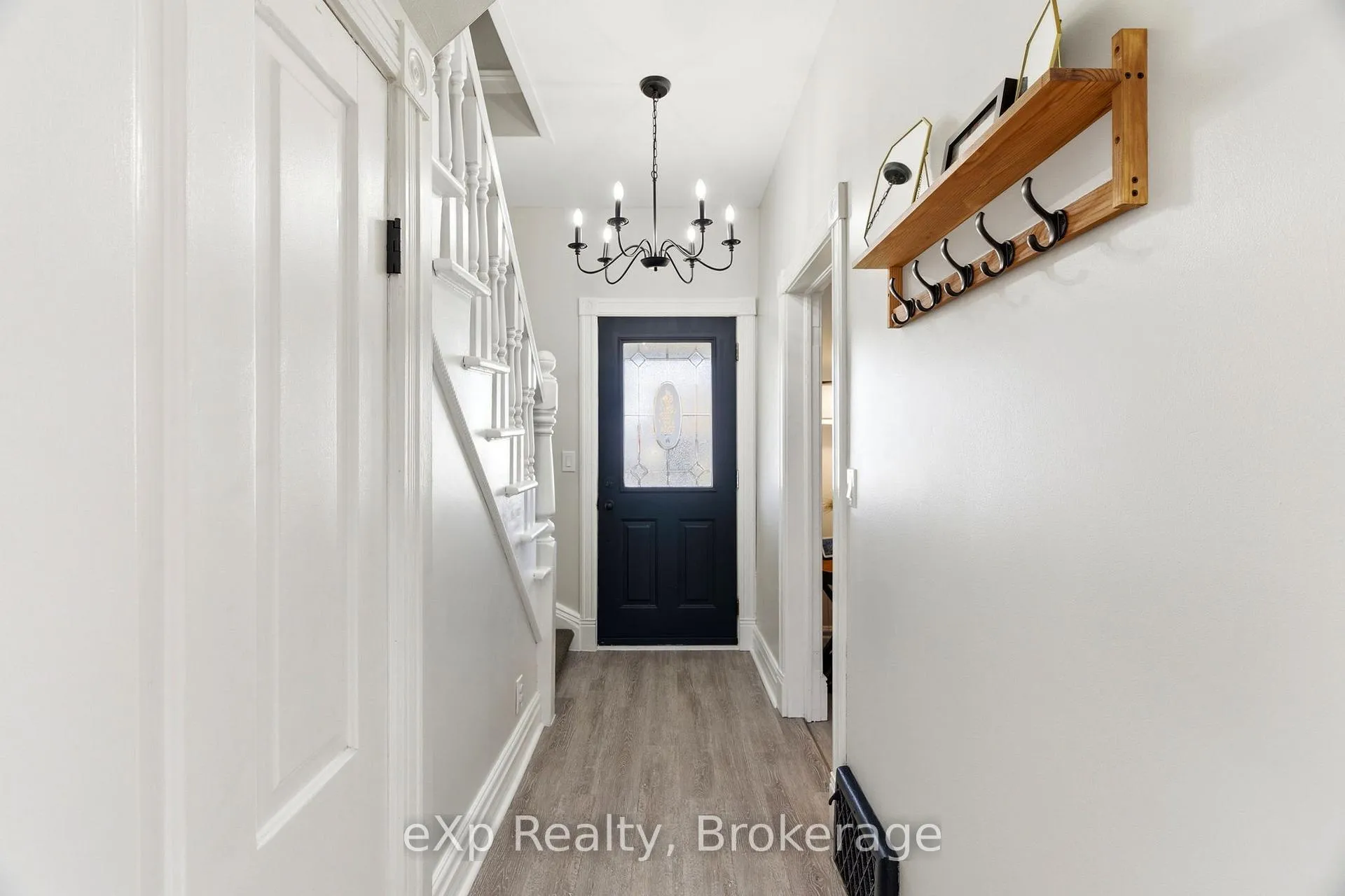 Photo 10 of 531 Brunswick Street, Stratford — HOMEH