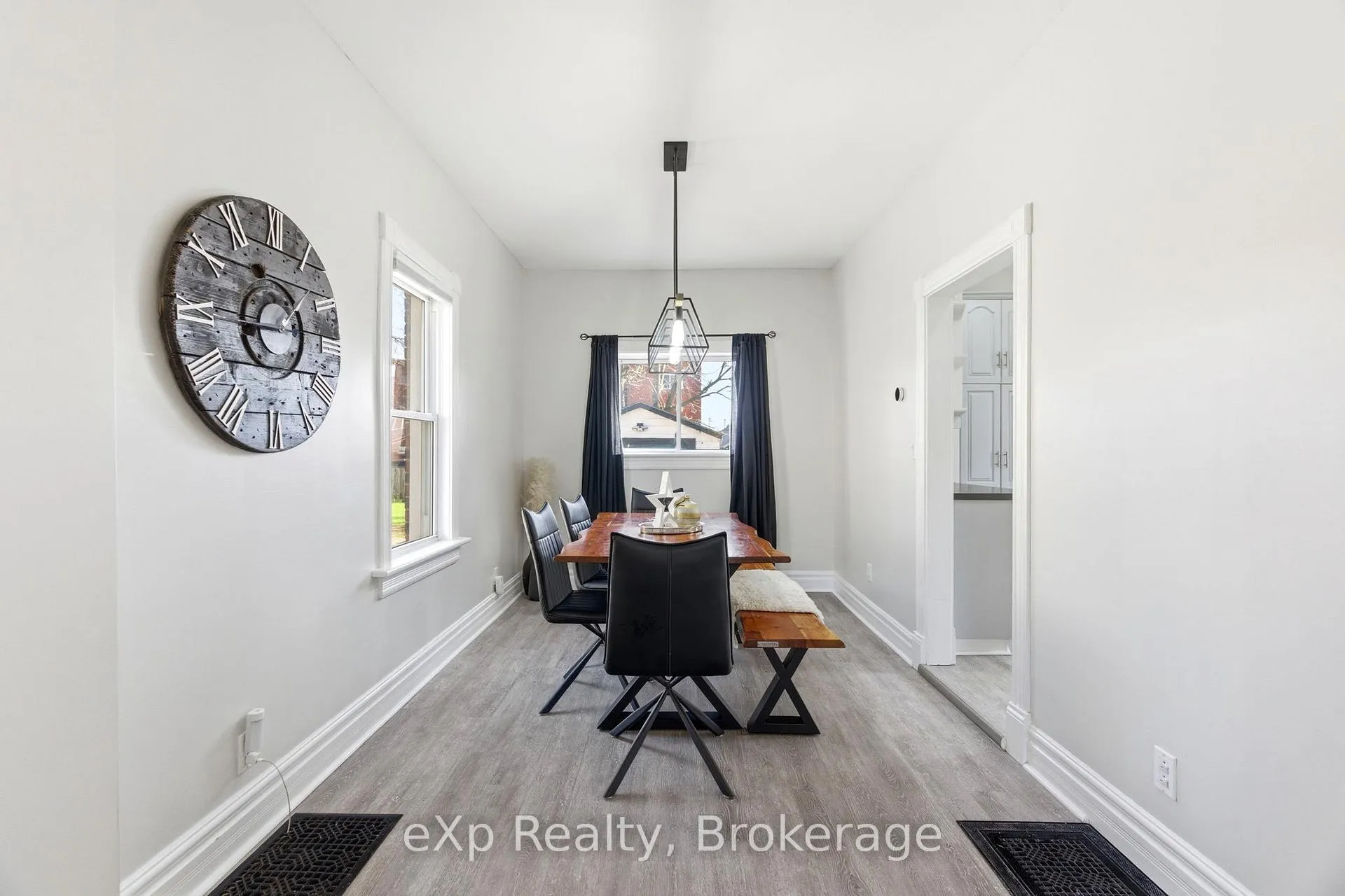 Photo 16 of 531 Brunswick Street, Stratford — HOMEH