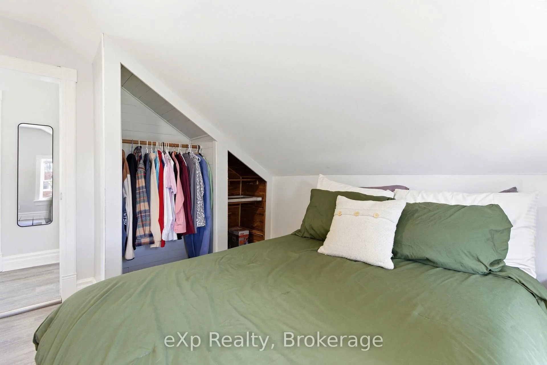 Photo 25 of 531 Brunswick Street, Stratford — HOMEH