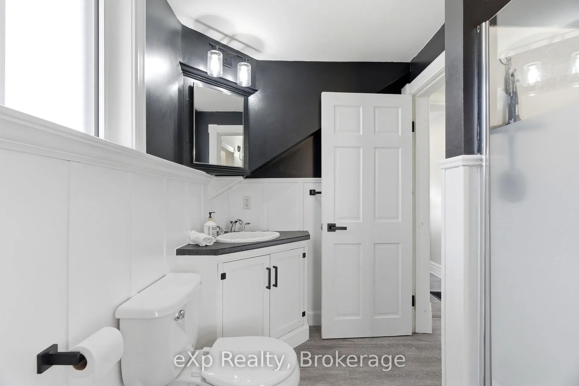 Photo 27 of 531 Brunswick Street, Stratford — HOMEH