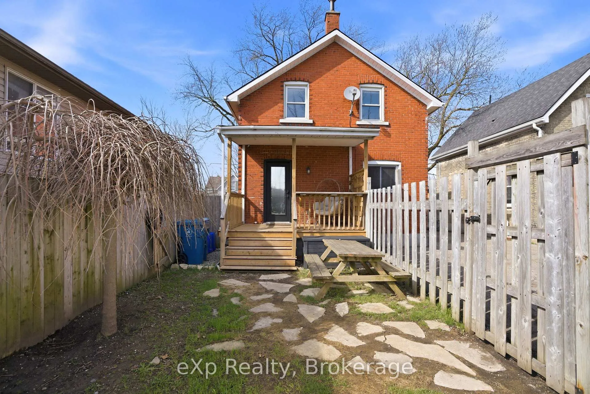 Photo 33 of 531 Brunswick Street, Stratford — HOMEH