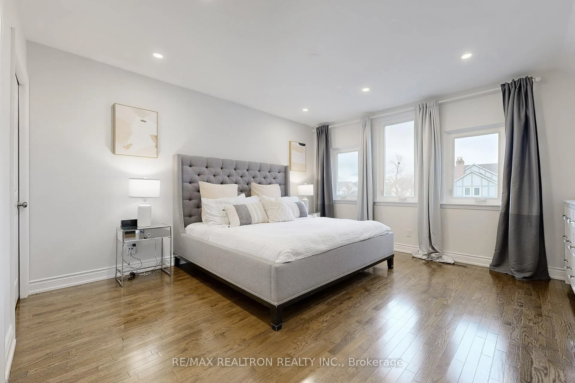 Photo 16 of 147 Mcmorran Crescent, Vaughan, Brownridge — HOMEH