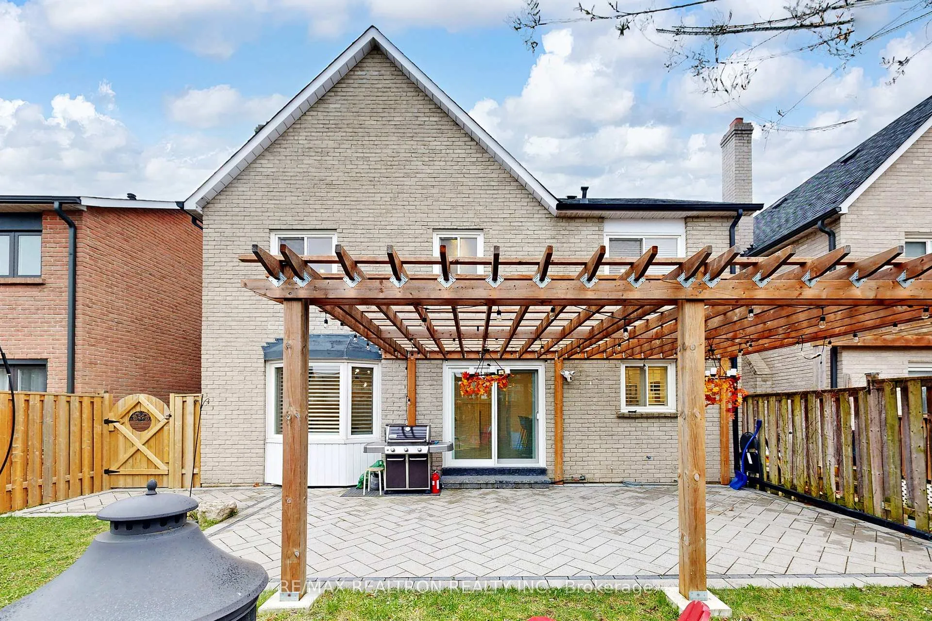 Photo 25 of 147 Mcmorran Crescent, Vaughan, Brownridge — HOMEH