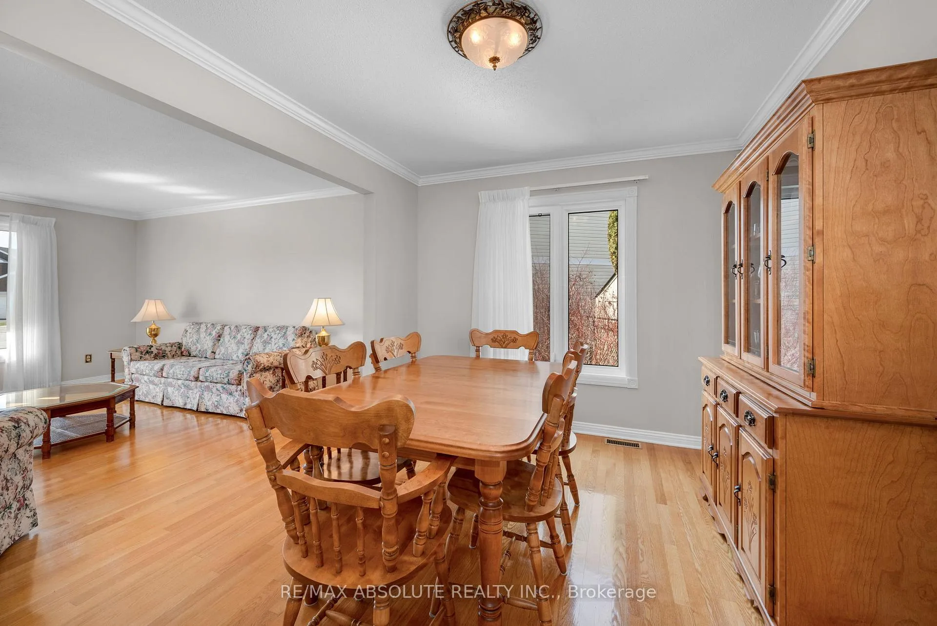 Photo 12 of 28 Halley Street, Ottawa, Barrhaven - Heritage Park — HOMEH