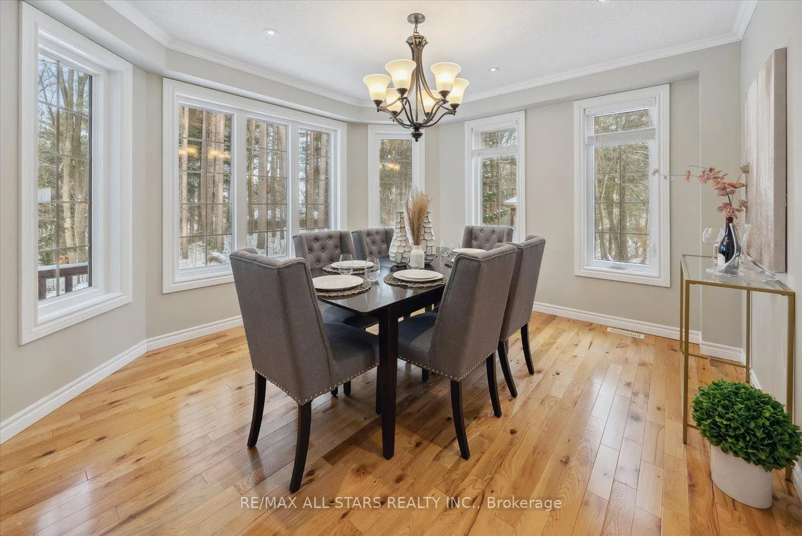 Photo 11 of 29 Robert Boulevard, Springwater, Hillsdale — HOMEH
