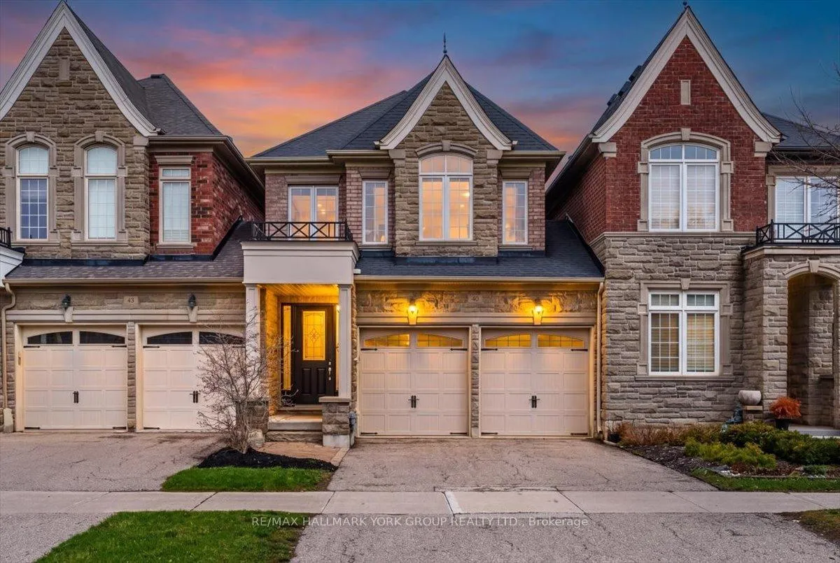 Photo 1 of 40 Alex Campbell Crescent W, King, King City — HOMEH