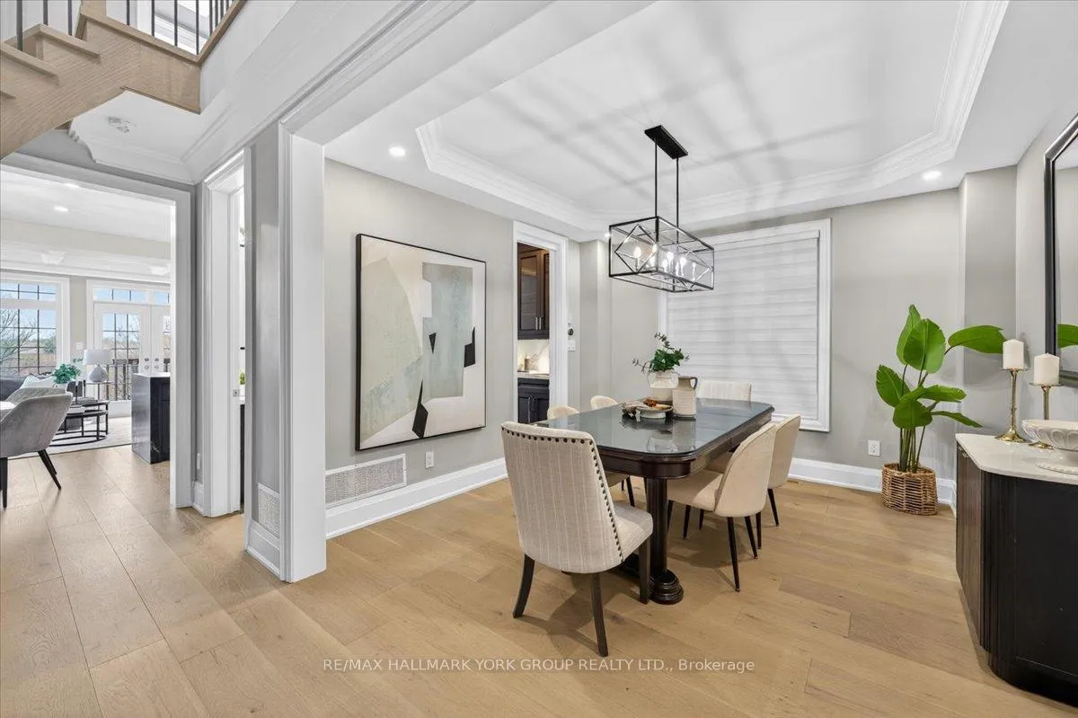 Photo 8 of 40 Alex Campbell Crescent W, King, King City — HOMEH