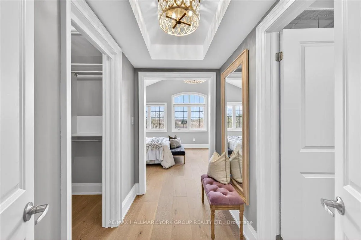 Photo 26 of 40 Alex Campbell Crescent W, King, King City — HOMEH
