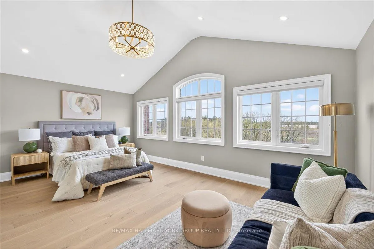 Photo 27 of 40 Alex Campbell Crescent W, King, King City — HOMEH