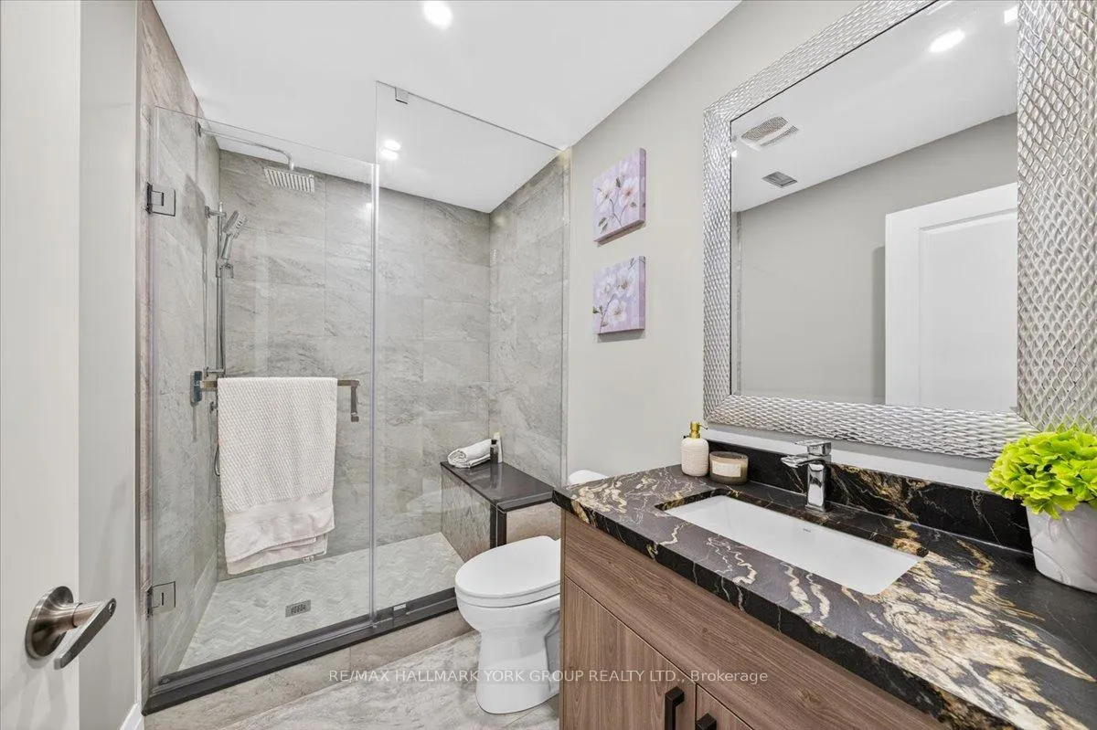 Photo 44 of 40 Alex Campbell Crescent W, King, King City — HOMEH