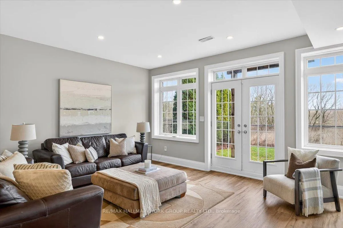Photo 46 of 40 Alex Campbell Crescent W, King, King City — HOMEH