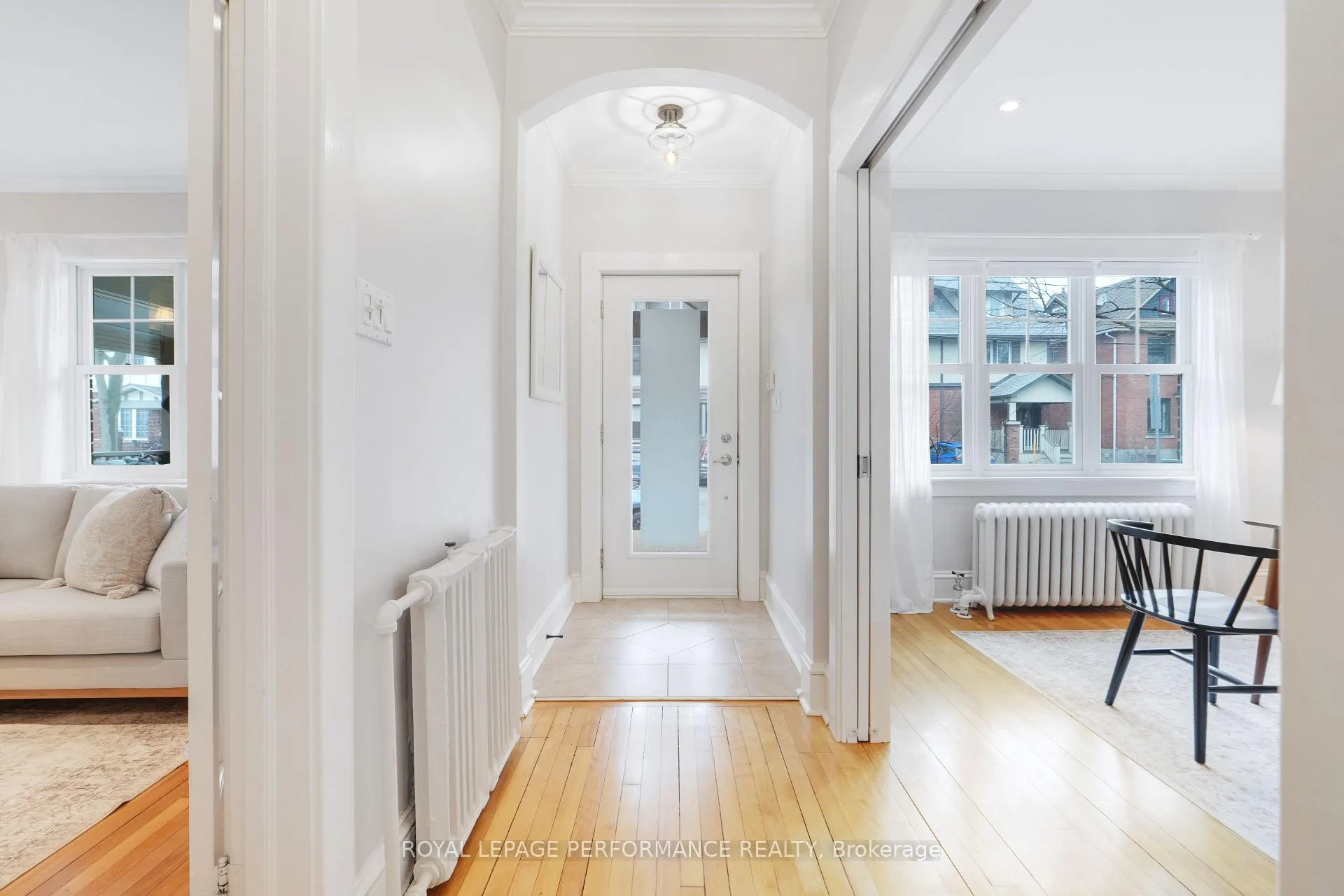 Photo 4 of 33 Ossington Avenue, Ottawa, Old Ottawa South — HOMEH