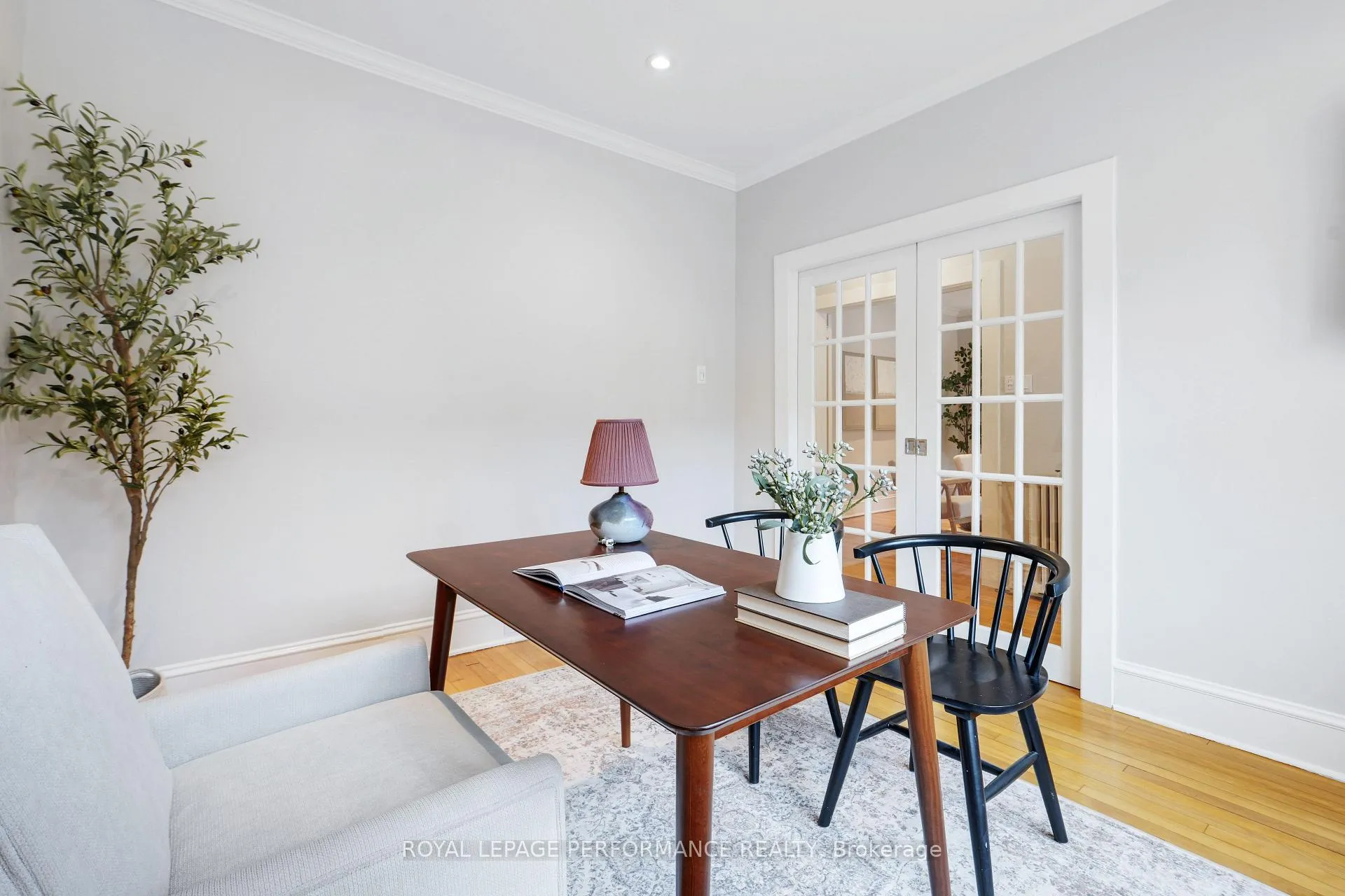 Photo 7 of 33 Ossington Avenue, Ottawa, Old Ottawa South — HOMEH