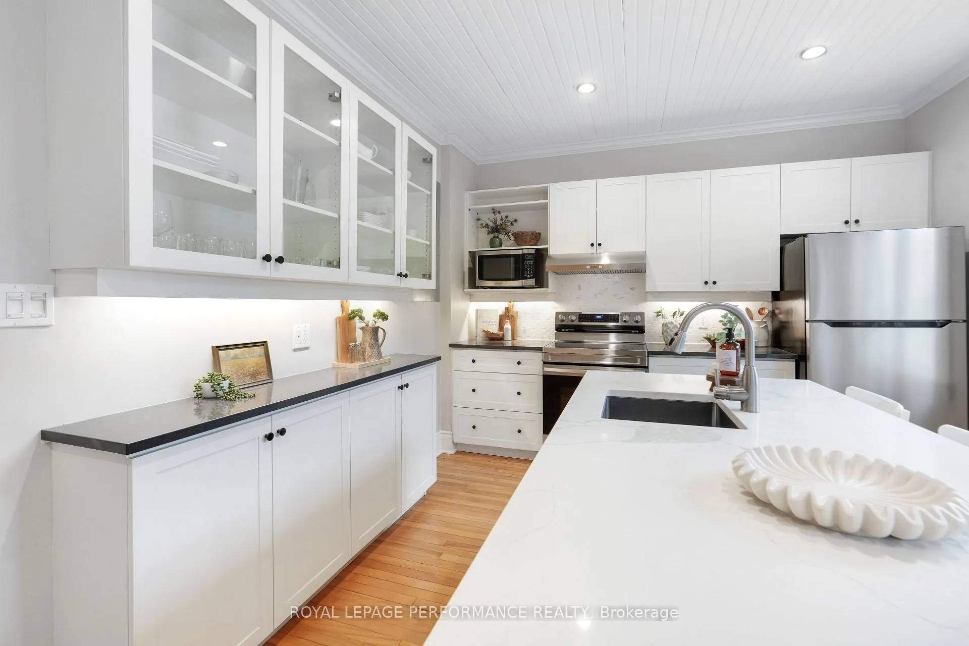 Photo 16 of 33 Ossington Avenue, Ottawa, Old Ottawa South — HOMEH
