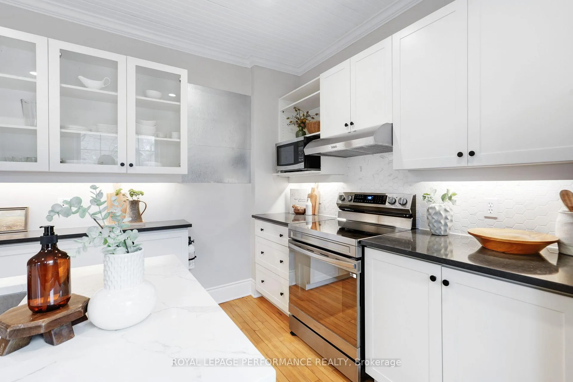 Photo 18 of 33 Ossington Avenue, Ottawa, Old Ottawa South — HOMEH