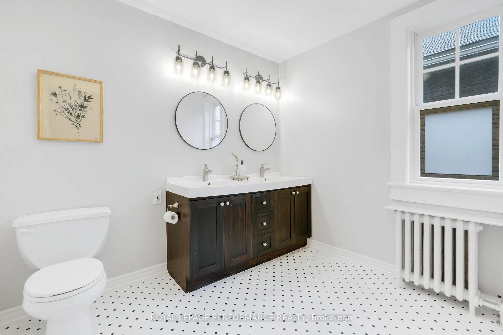 Photo 31 of 33 Ossington Avenue, Ottawa, Old Ottawa South — HOMEH