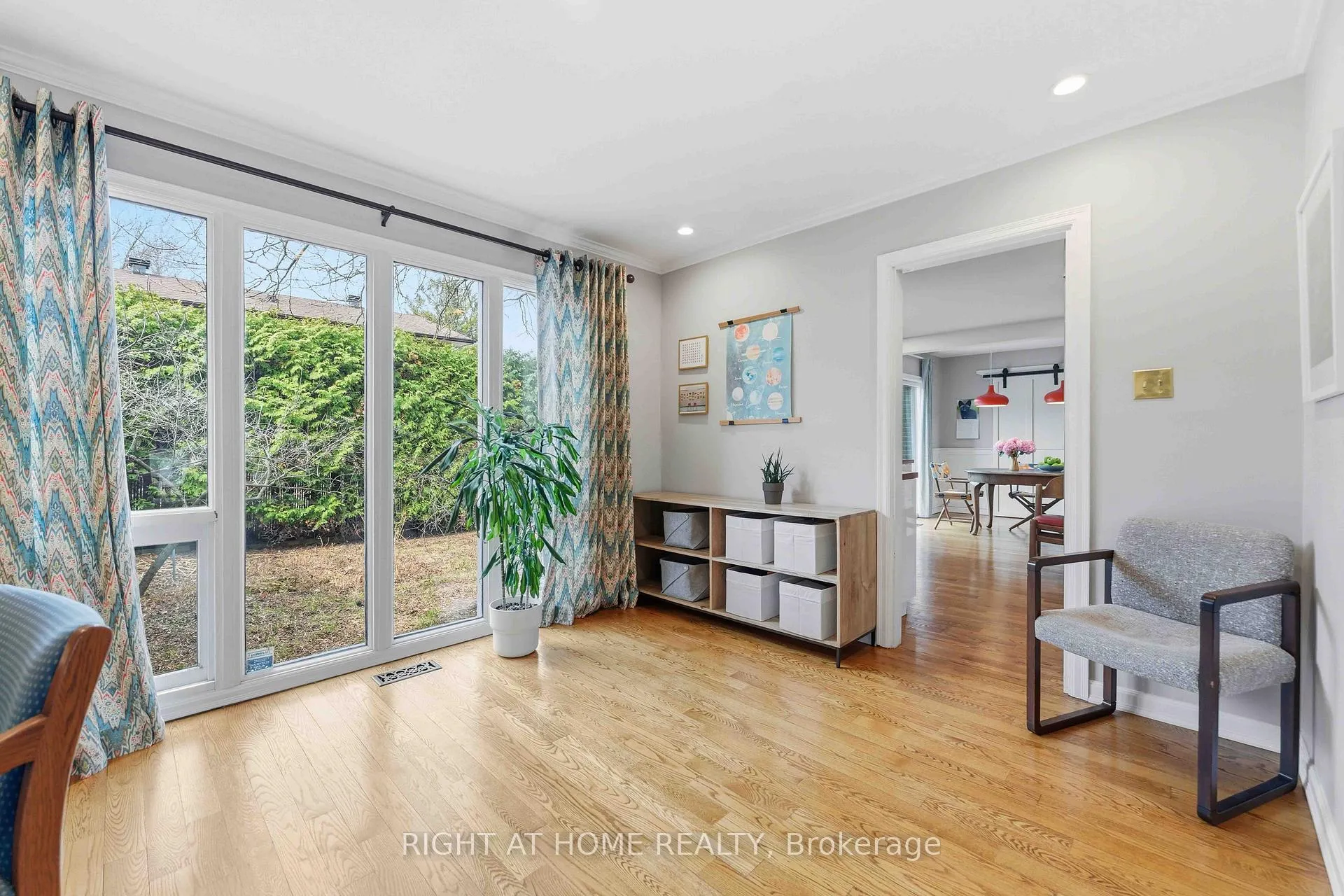 Photo 12 of 45 Banting Way, Ottawa, Kanata - Beaverbrook — HOMEH