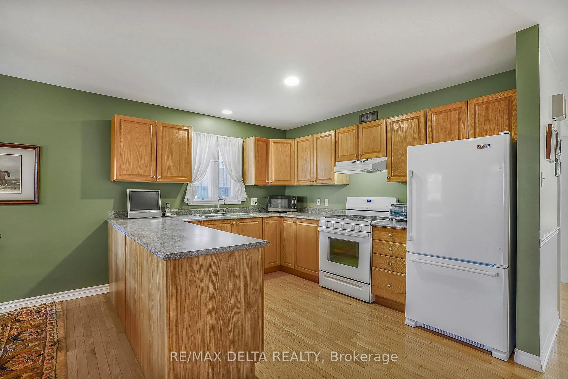 Photo 10 of 48 Stephens Street, Champlain, Vankleek Hill — HOMEH