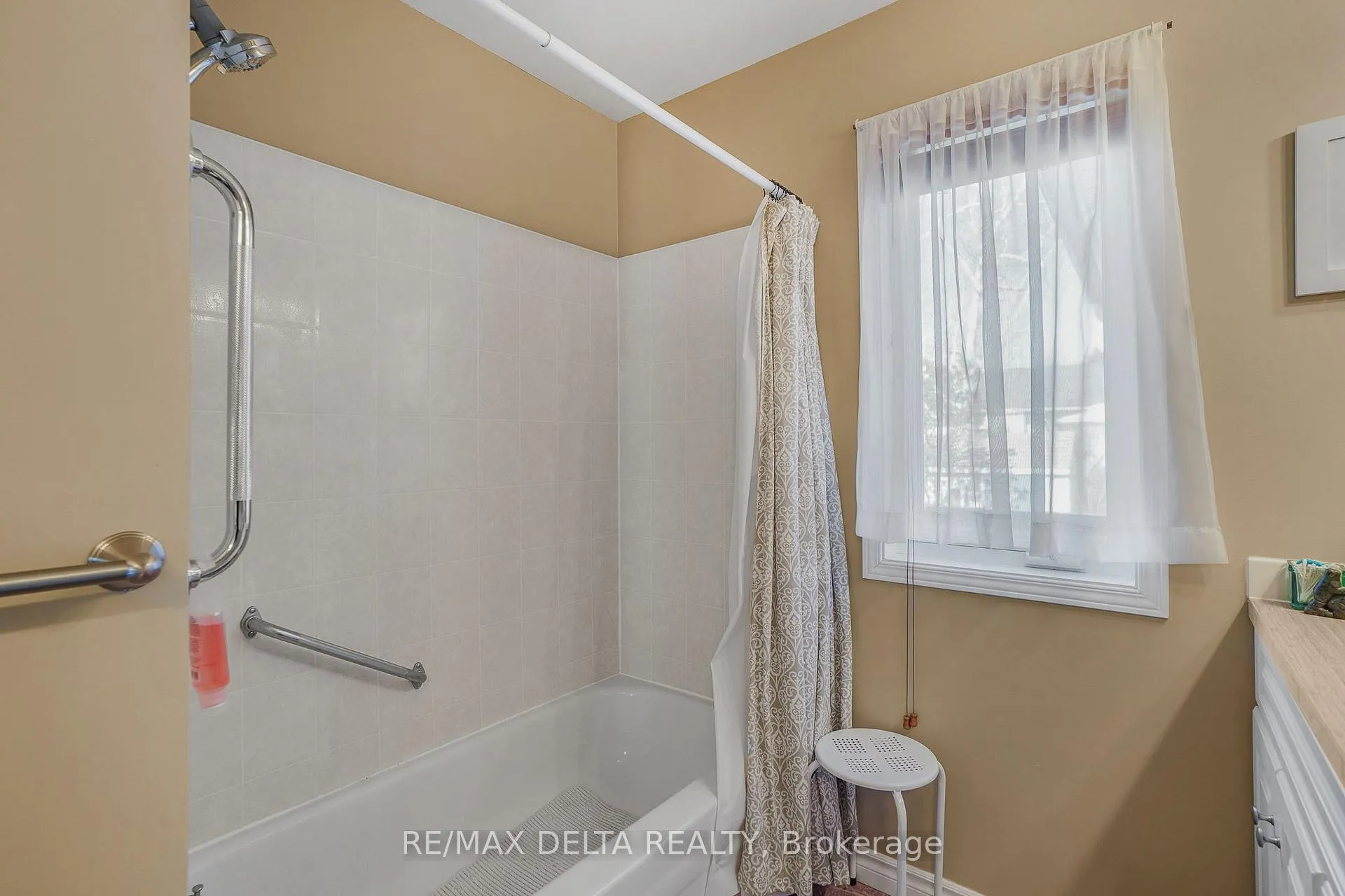 Photo 20 of 48 Stephens Street, Champlain, Vankleek Hill — HOMEH