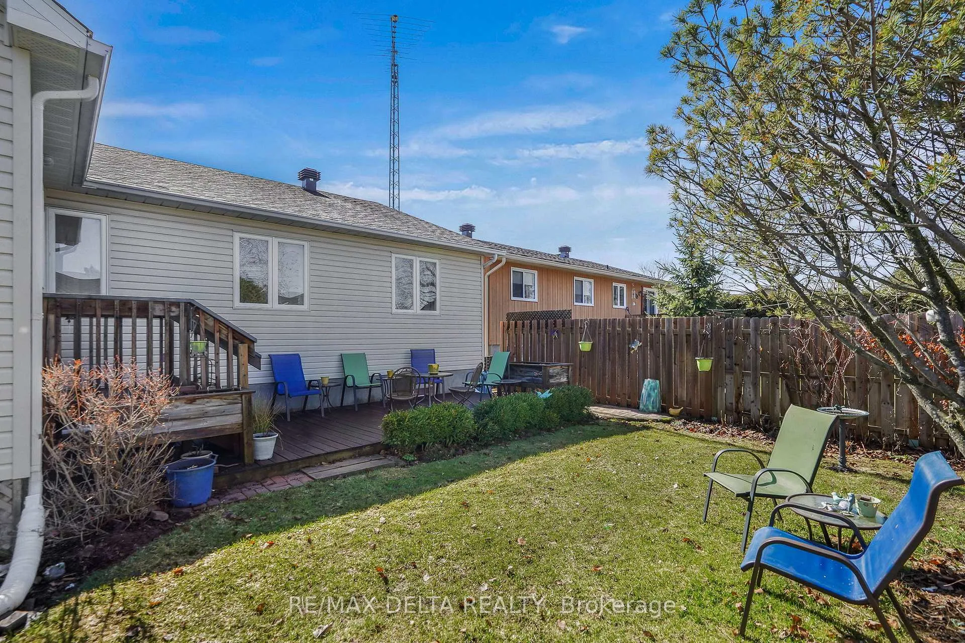 Photo 33 of 48 Stephens Street, Champlain, Vankleek Hill — HOMEH