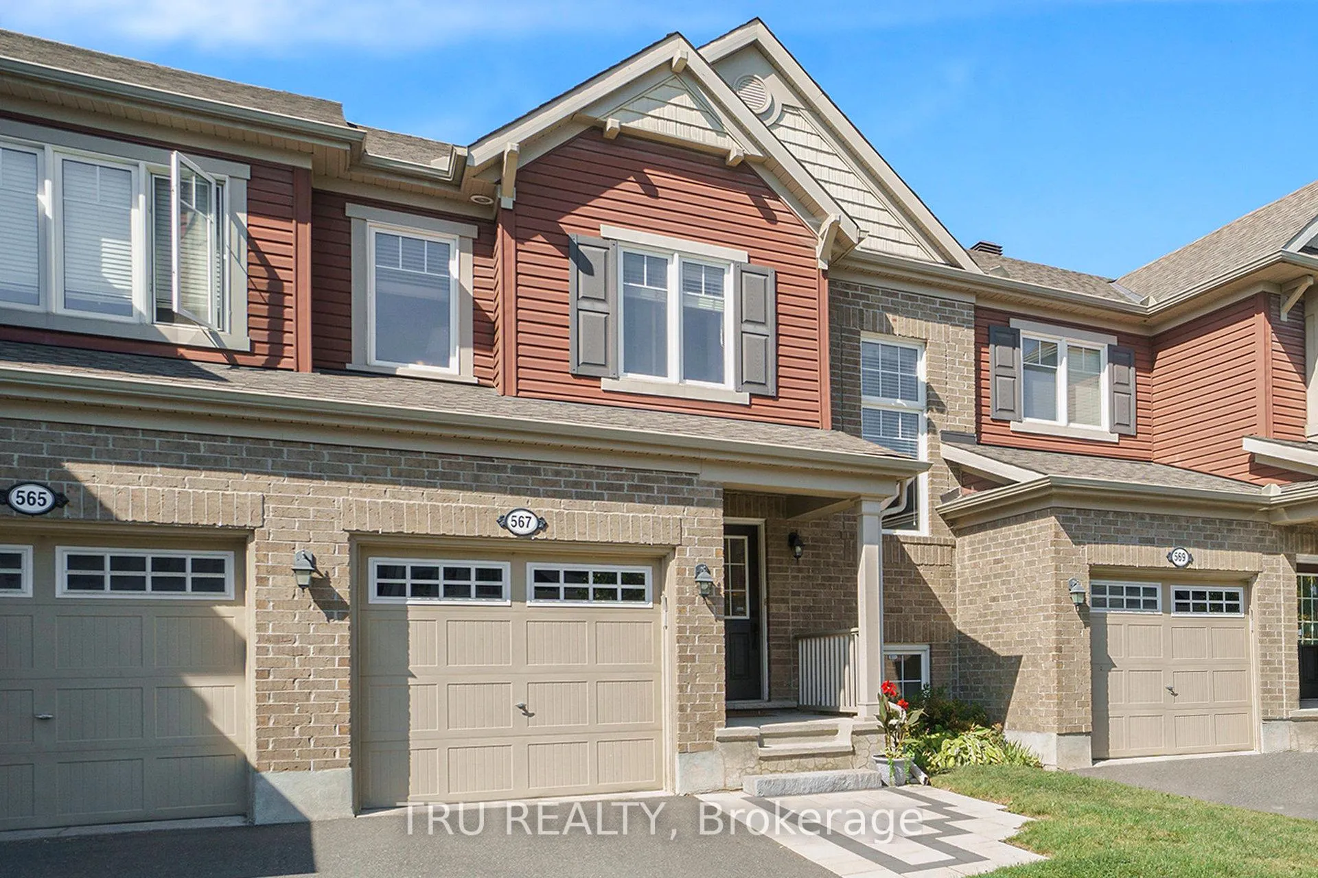 Photo 2 of 567 Millars Sound Way, Ottawa, Barrhaven - Half Moon Bay — HOMEH