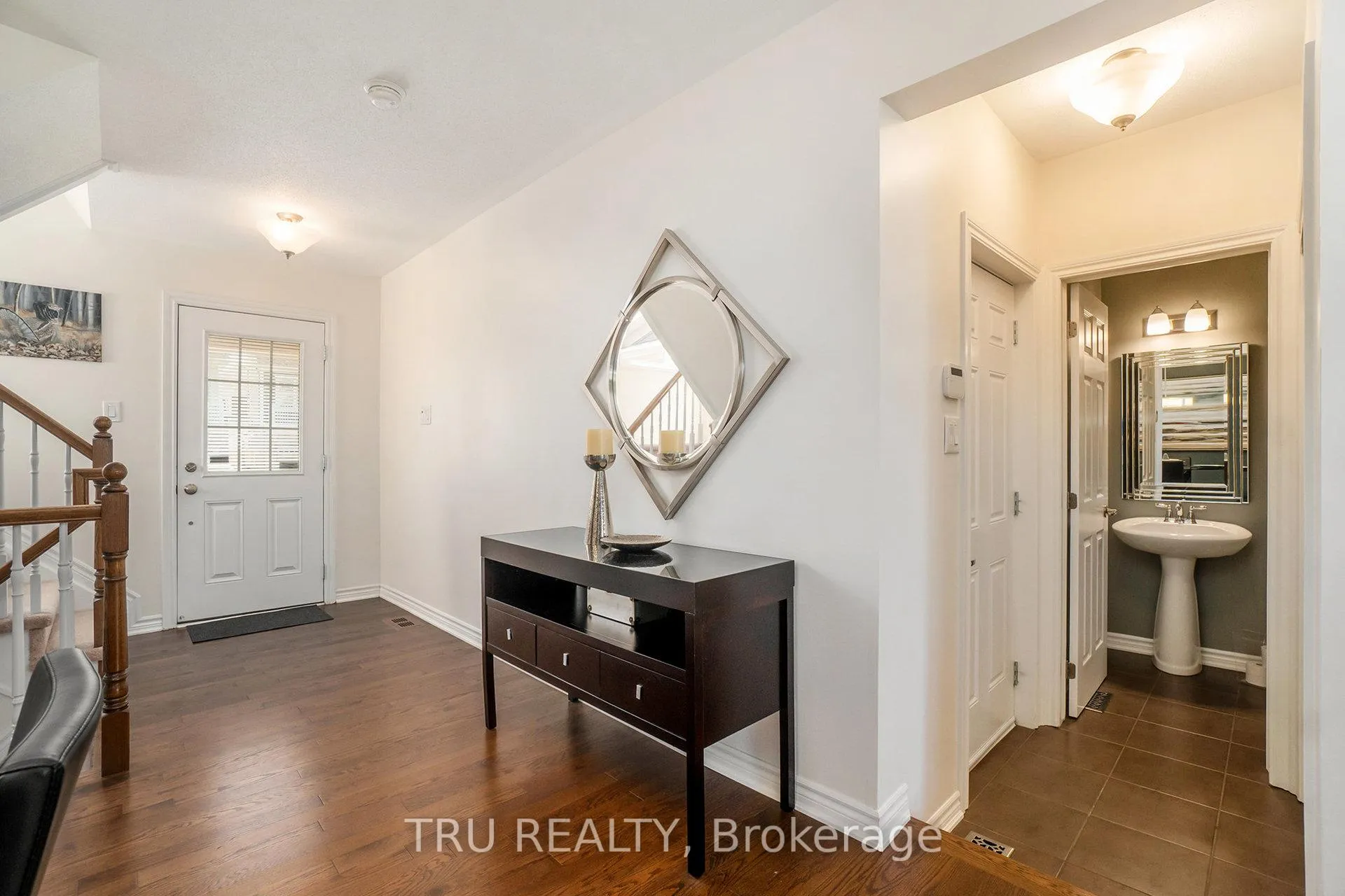 Photo 4 of 567 Millars Sound Way, Ottawa, Barrhaven - Half Moon Bay — HOMEH