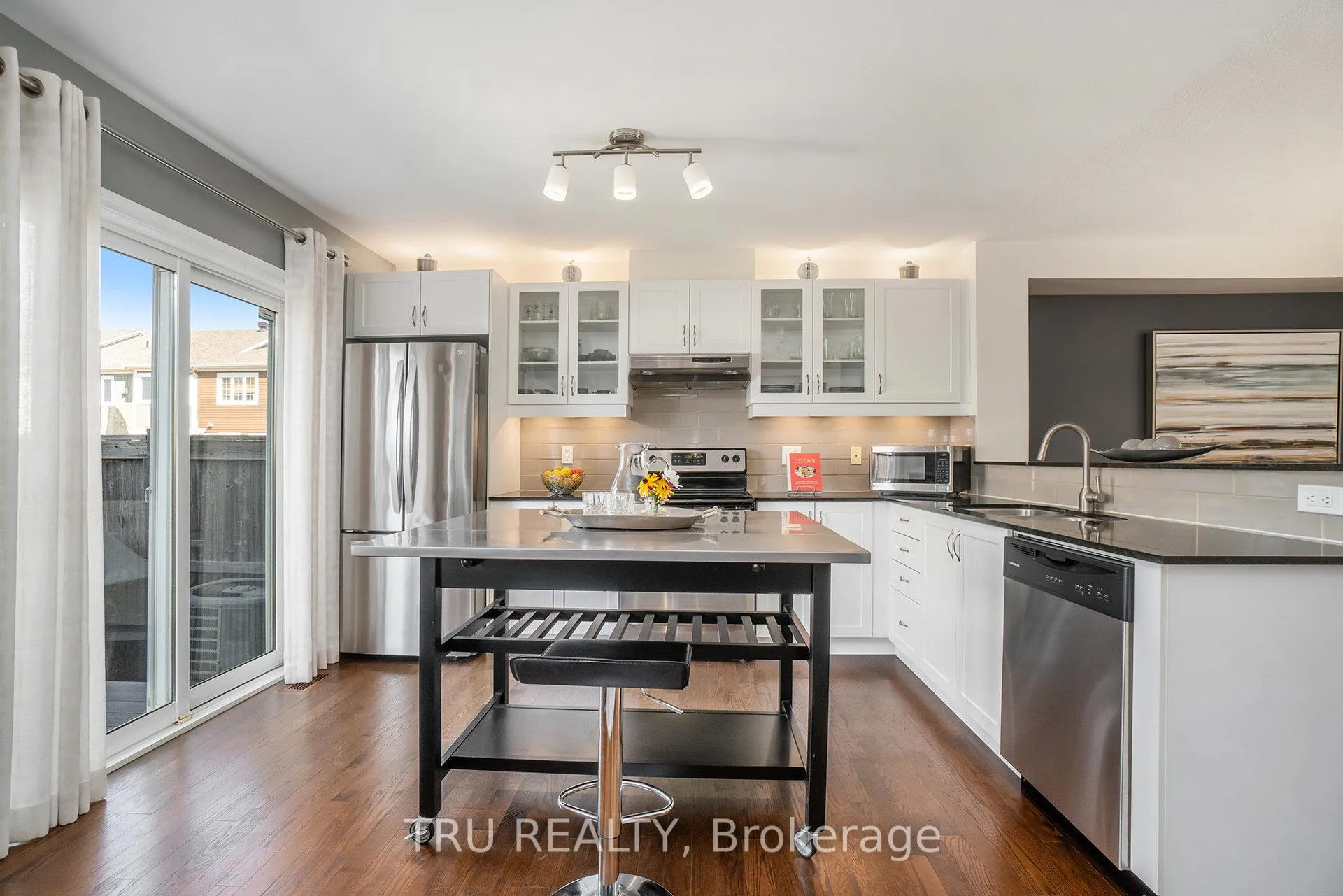 Photo 10 of 567 Millars Sound Way, Ottawa, Barrhaven - Half Moon Bay — HOMEH