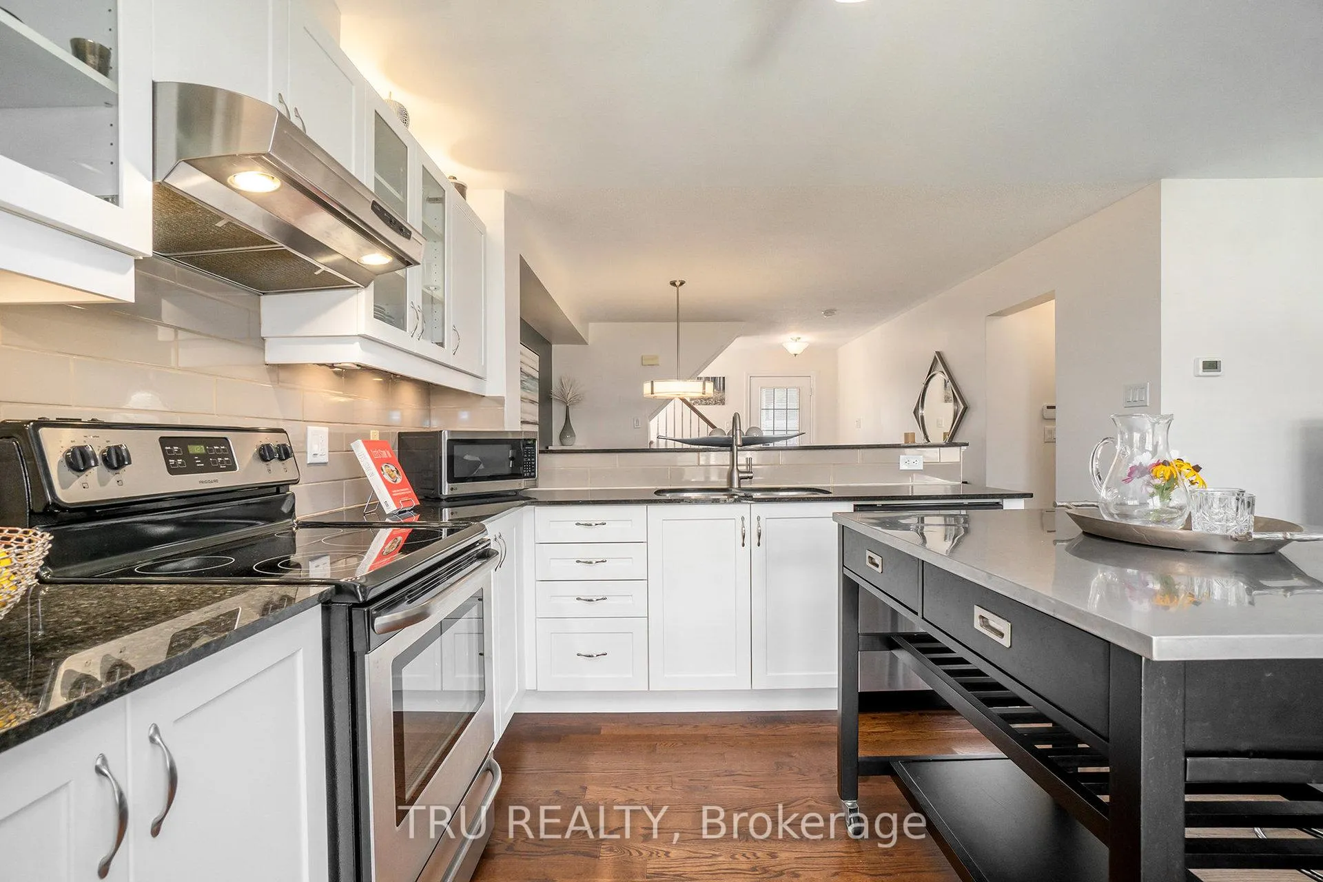 Photo 11 of 567 Millars Sound Way, Ottawa, Barrhaven - Half Moon Bay — HOMEH