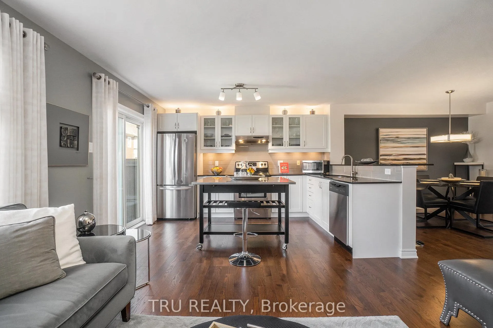 Photo 15 of 567 Millars Sound Way, Ottawa, Barrhaven - Half Moon Bay — HOMEH