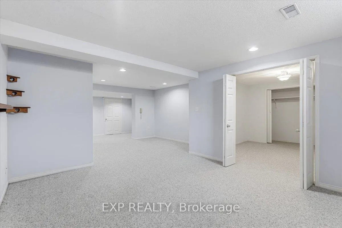 Photo 28 of Unit 14, 1111 Wilson Road N, Oshawa, Pinecrest — HOMEH