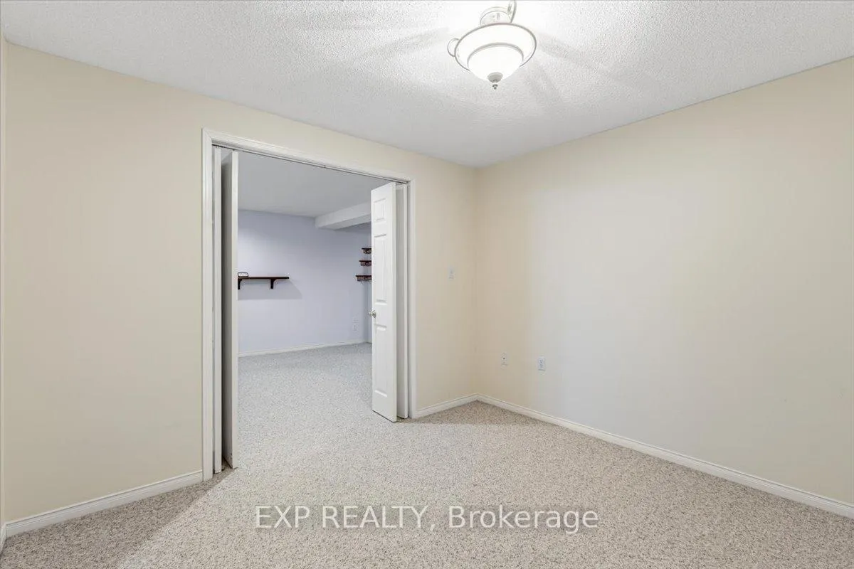 Photo 30 of Unit 14, 1111 Wilson Road N, Oshawa, Pinecrest — HOMEH