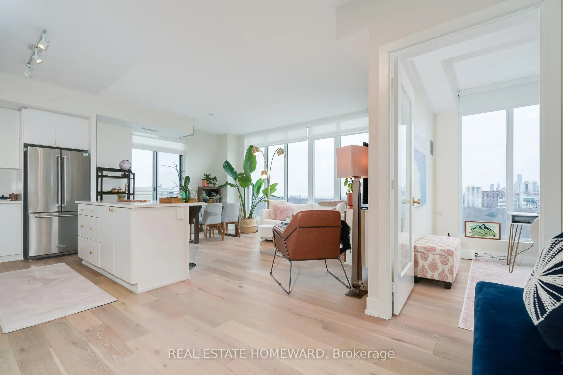 Photo 5 of Unit LPH03, 68 Merton Street, Toronto, Mount Pleasant West — HOMEH