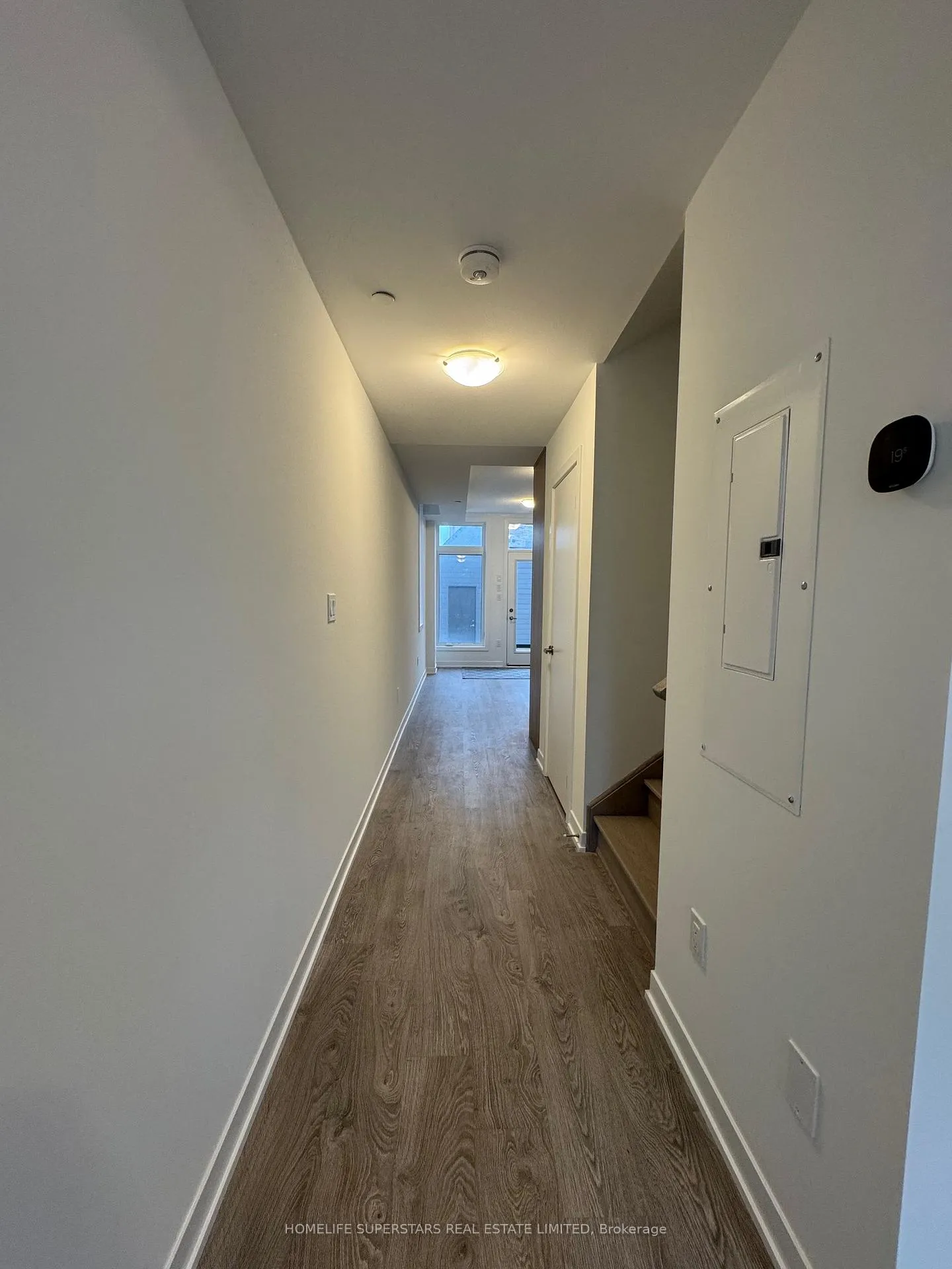 Photo 8 of 44 Turtle Island Road, Toronto, Englemount-Lawrence — HOMEH