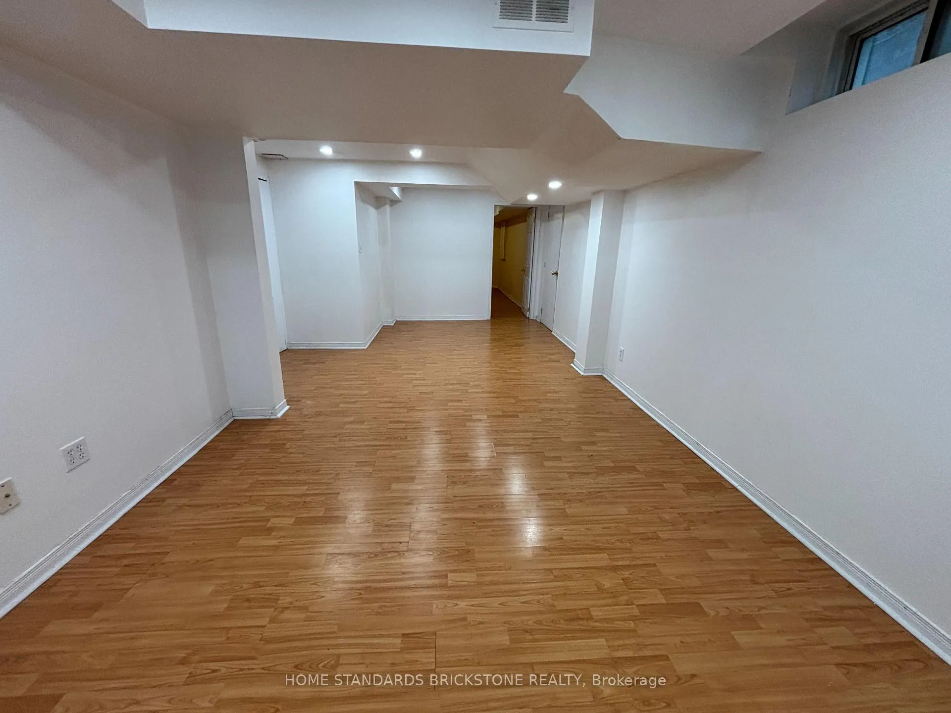 Photo 15 of 1 Sugarforest Drive, Vaughan, Patterson — HOMEH