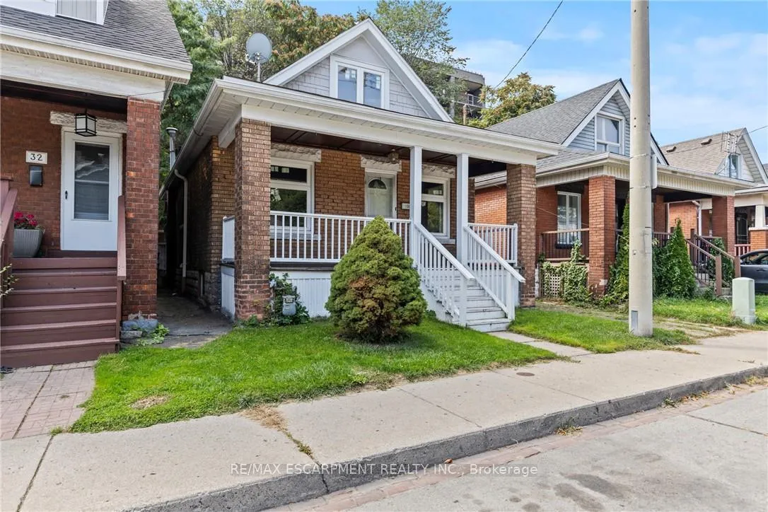 Photo 3 of 30 Webber Avenue, Hamilton, Stinson — HOMEH