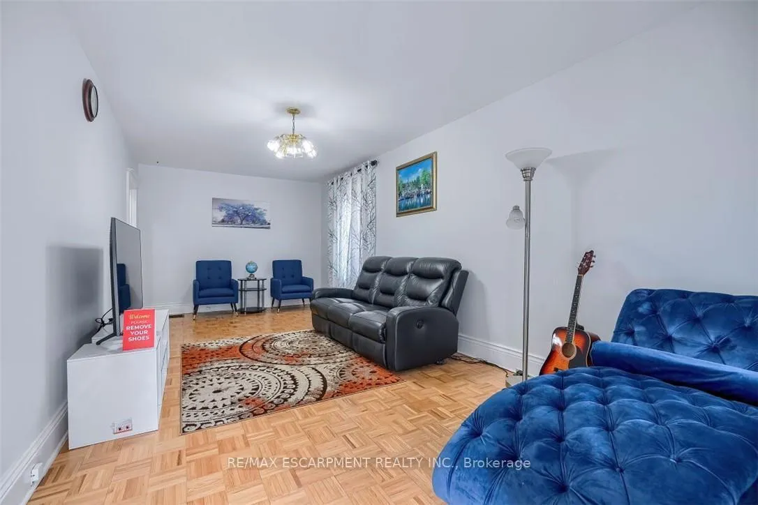 Photo 4 of 30 Webber Avenue, Hamilton, Stinson — HOMEH