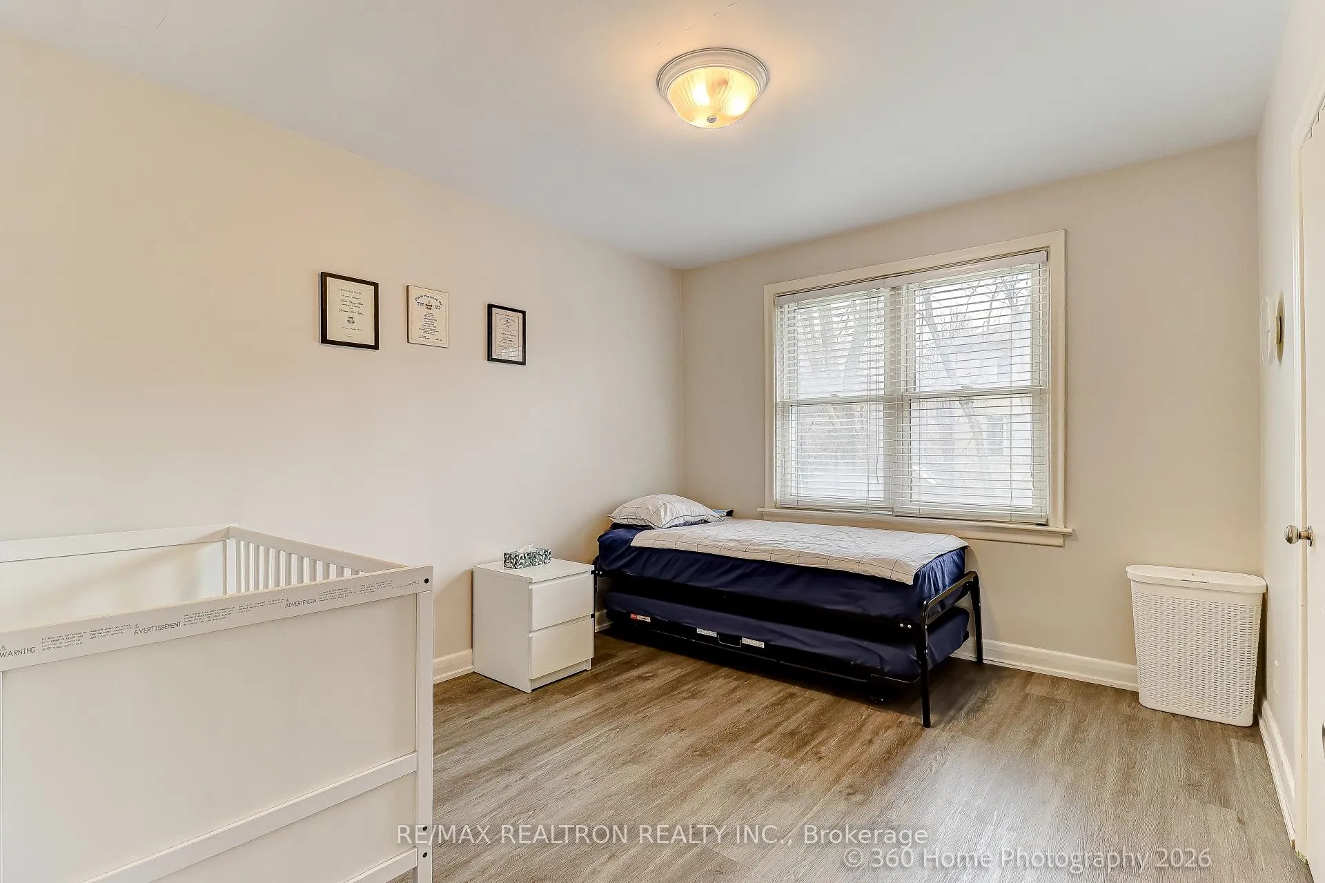 Photo 14 of 45 Frontenac Drive, Toronto, Bedford Park-Nortown — HOMEH