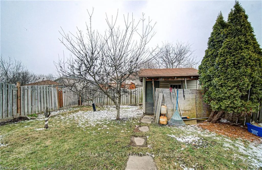 Photo 24 of 93 Edgemere Drive, Cambridge — HOMEH