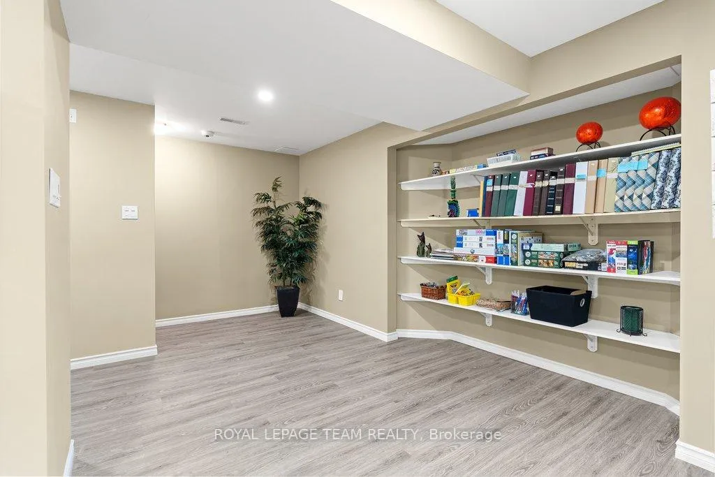 Photo 29 of 35 Wilderness Way, Ottawa, Stittsville (North) — HOMEH