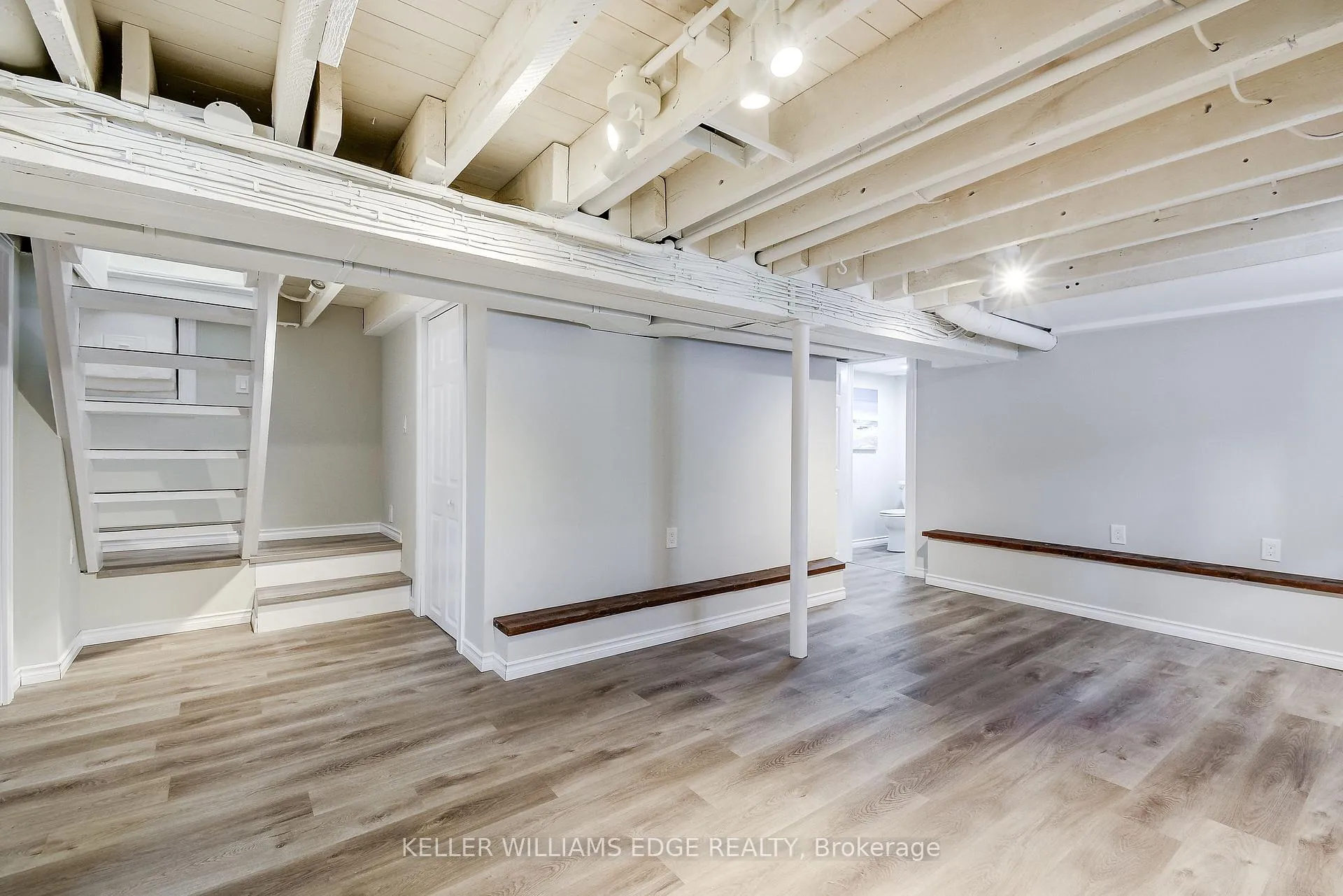 Photo 21 of 53 East 19th Street, Hamilton, Inch Park — HOMEH