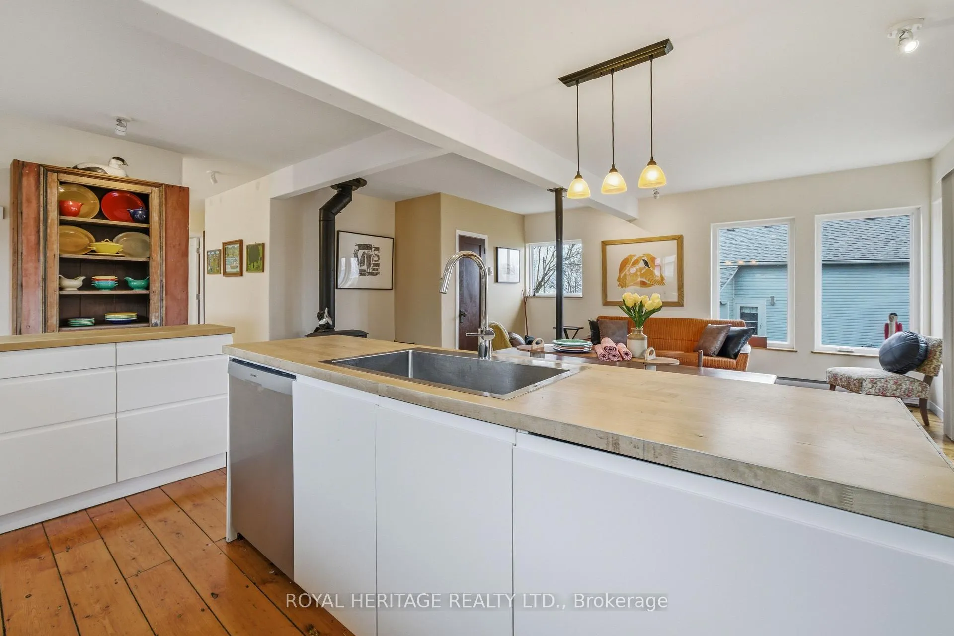 Photo 16 of 2 Langdon Avenue, Brighton, Rural Brighton — HOMEH