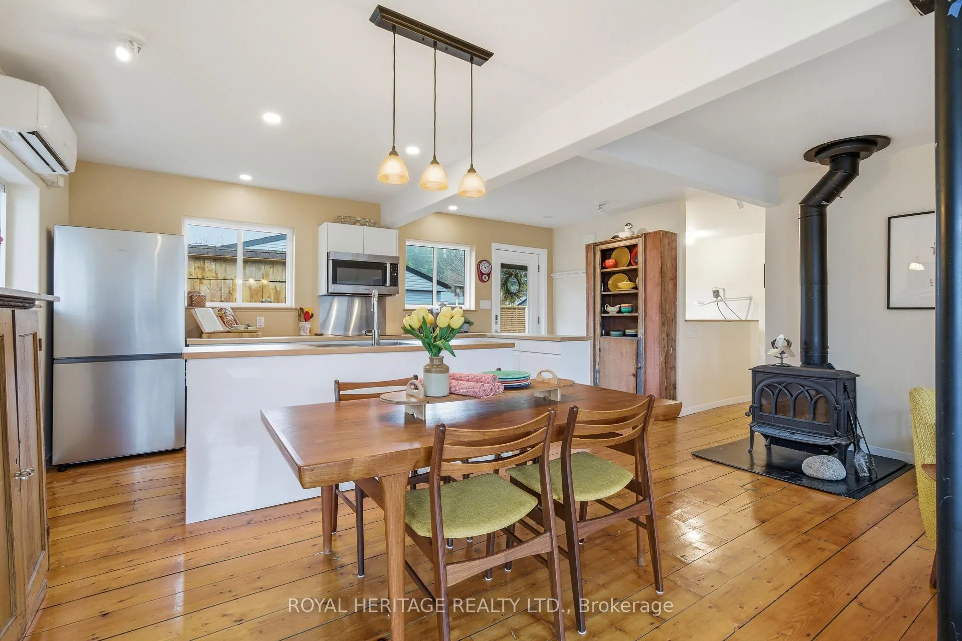 Photo 19 of 2 Langdon Avenue, Brighton, Rural Brighton — HOMEH