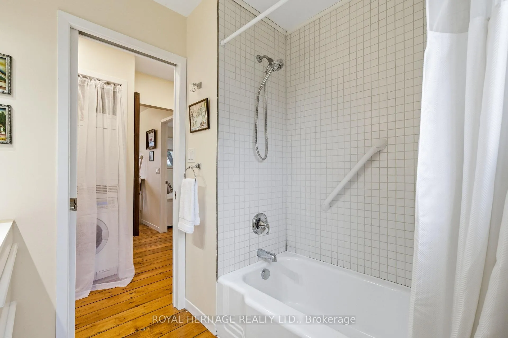 Photo 38 of 2 Langdon Avenue, Brighton, Rural Brighton — HOMEH