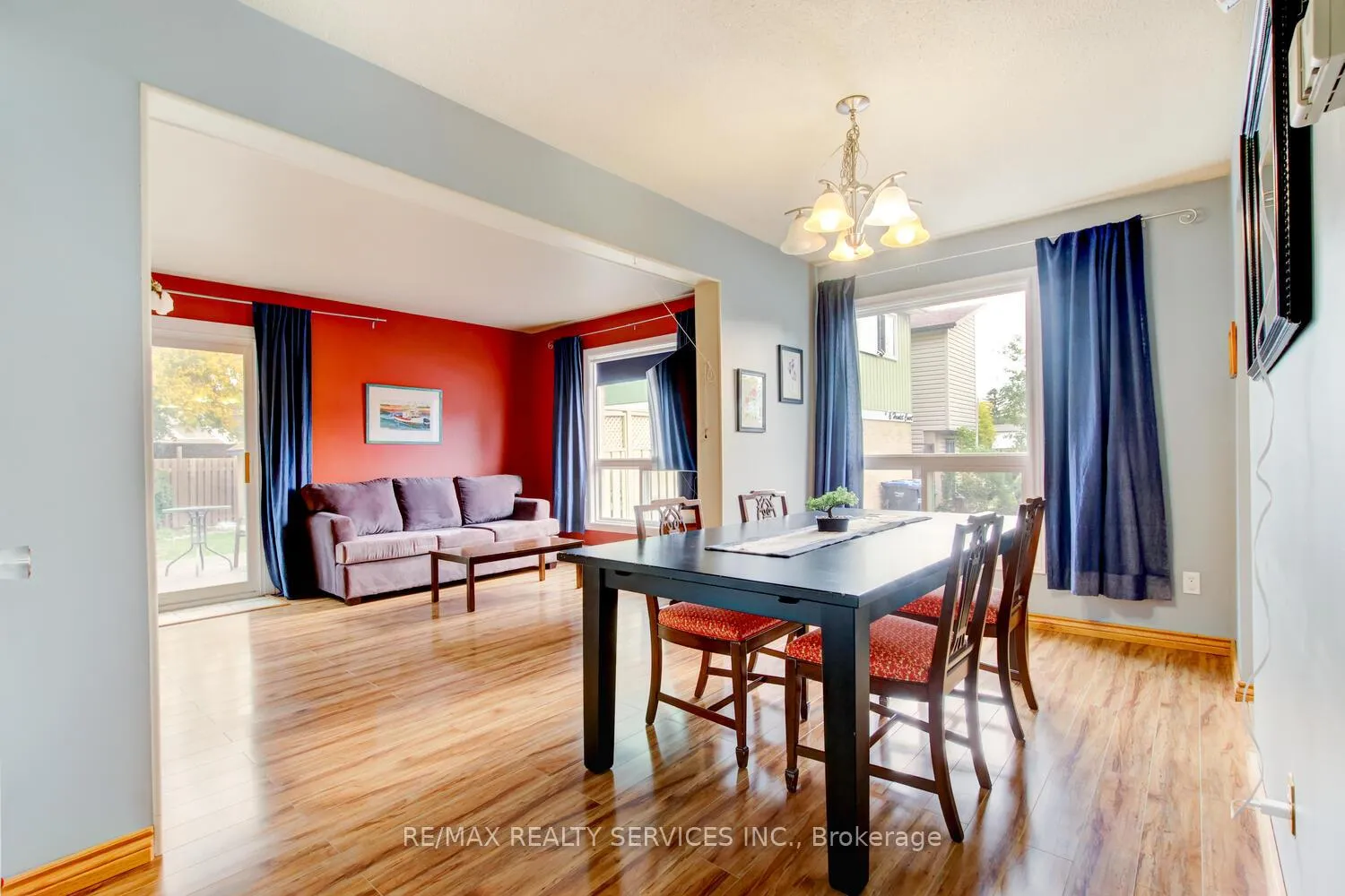 Photo 10 of 7 Hamlet Court, Brampton, Central Park — HOMEH