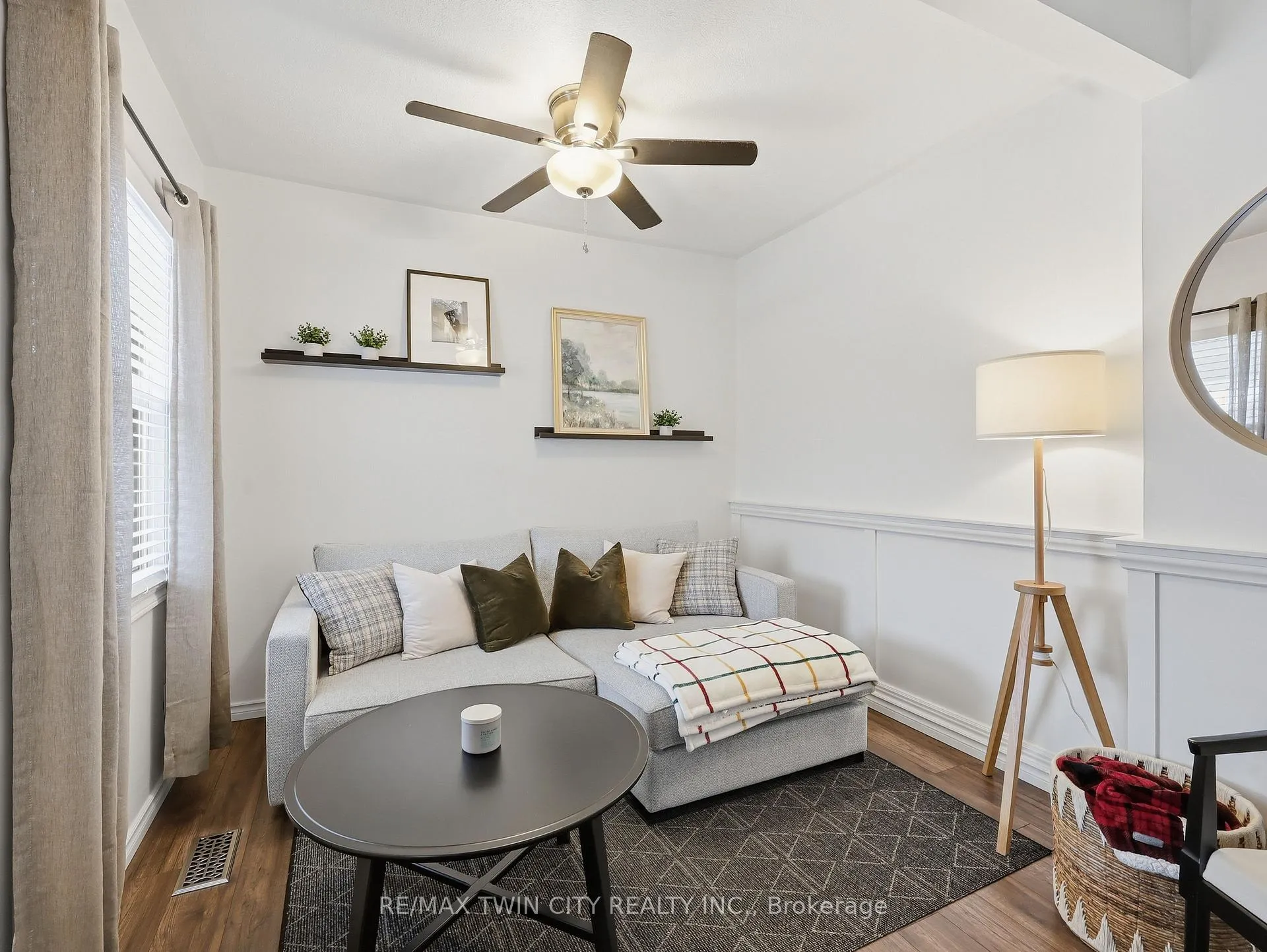 Photo 8 of 167 Elgin Street, Brantford — HOMEH