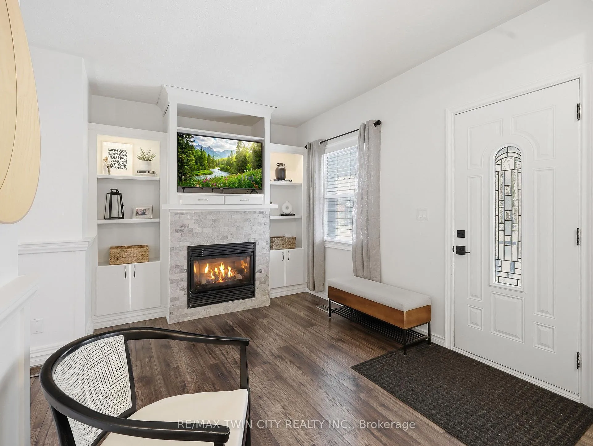 Photo 10 of 167 Elgin Street, Brantford — HOMEH