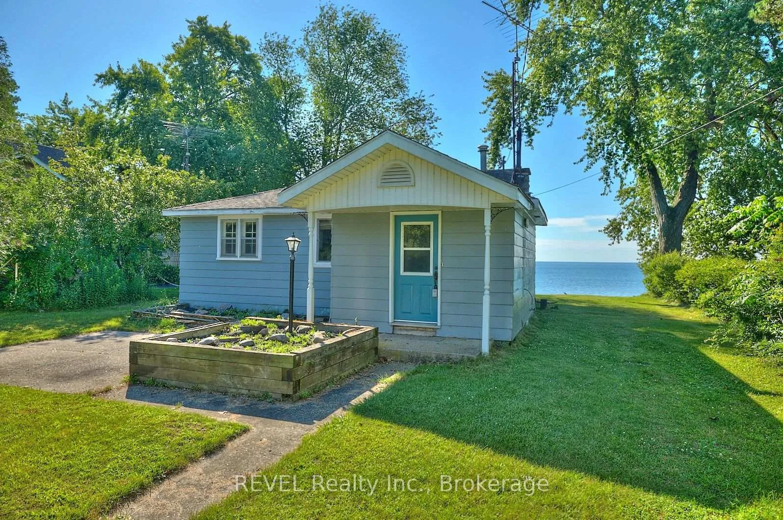 Photo 3 of 11357 Fowler Road, Wainfleet, Lakeshore — HOMEH