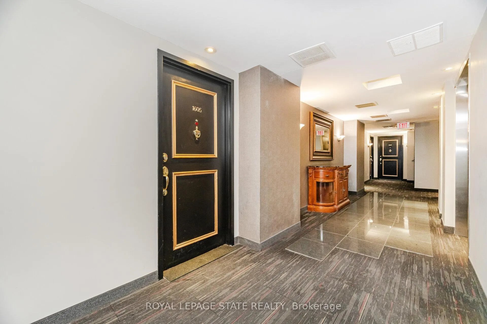 Photo 6 of Unit 1605, 135 James Street S, Hamilton, Durand — HOMEH