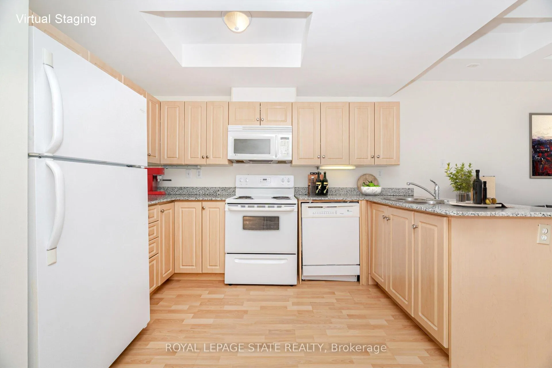 Photo 10 of Unit 1605, 135 James Street S, Hamilton, Durand — HOMEH
